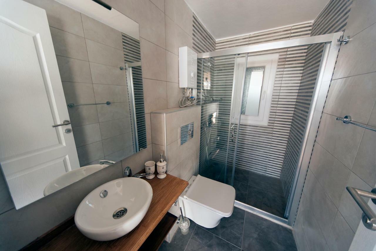 Hotel Metins Guemuesluek Extérieur photo